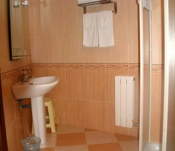 Camino Real Konukevi Granada